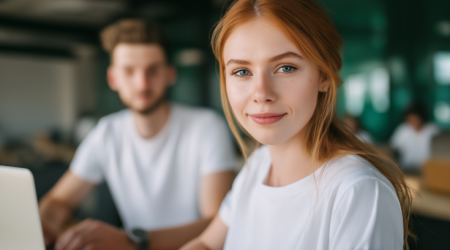 Pomożemy Ci być zawsze na bieżąco ze zmianami w obszarze AI